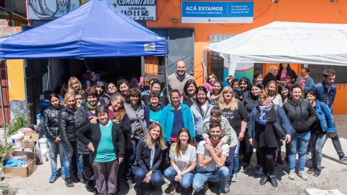 MARTINIANO-MOLINA-RECORRIÓ-LA-SEDE-DE-LA-LIGA-DE-ACCIÓN-COMUNITARIA-CON-GLADYS-GONZÁLEZ-Y-PEDRO-ROBLEDO--(3)