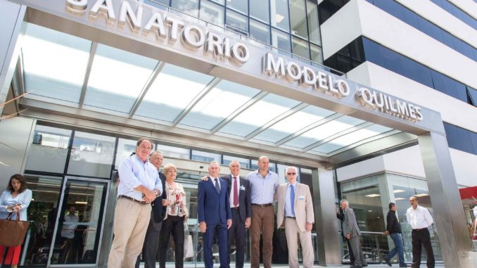 MOLINA-PARTICIPÓ-DE-LA-INAUGURACIÓN-DE-LAS-INSTALACIONES-EDILICIAS-DEL-SANATORIO-MODELO-QUILMES-(1)