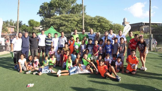 MOLINA Y LÓPEZ MEDRANO INAUGURARON UN ESPACIO DEPORTIVO EN EL BARRIO “VILLA AZUL” (2)