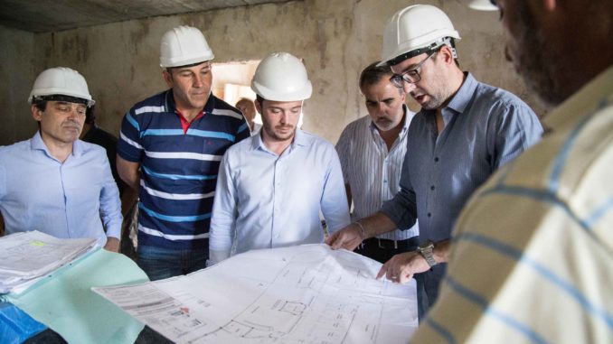 MOLINA-Y-SCARSI-DESTACARON-LOS-AVANCES-DE-LA-RED-AMBA-Y-RECORRIERON-LA-OBRA-DEL-CAPS-FAVALORO-(1)