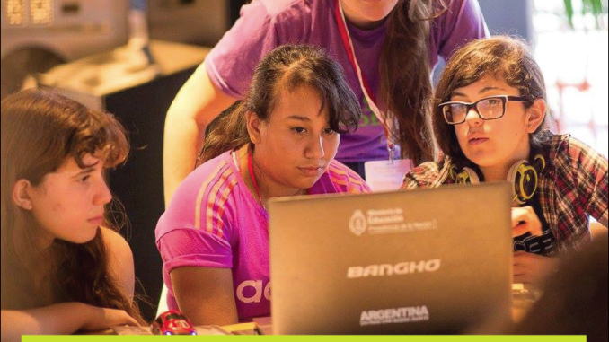 Clubes de chicas en tecnología