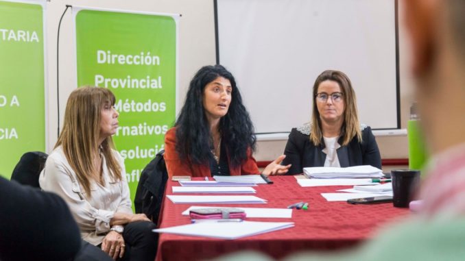 Reunión por los derechos del consumidor (2)