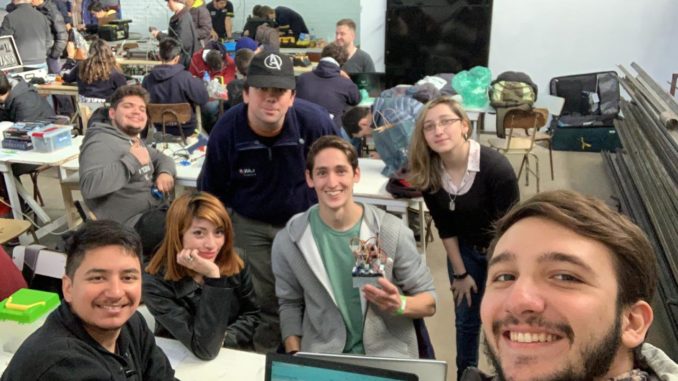 Integrantes del Equipo de Robótica de la FRA