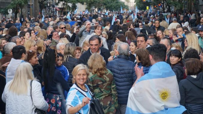 OTERO PLAZA DE MAYO 1