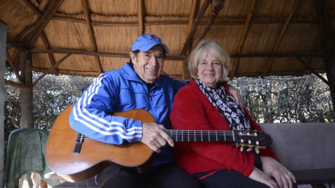 rodolfo-zapata-junto-a-su___8zMwRf0DI_720x0__1