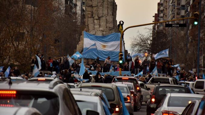 BANDERAZO-VICENTIN-MAR-DEL-PLATA-1280x720-1
