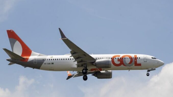 avion vuelve a volar