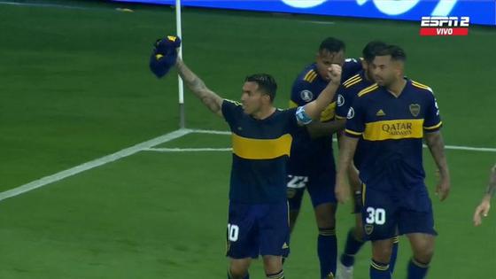 t_d679db734d394f59873e7a89e0e22446_name_Tevez