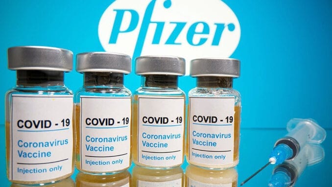 Vacuna Pfizer: El presidente demandó a Patricia Bullrich por $100 millones