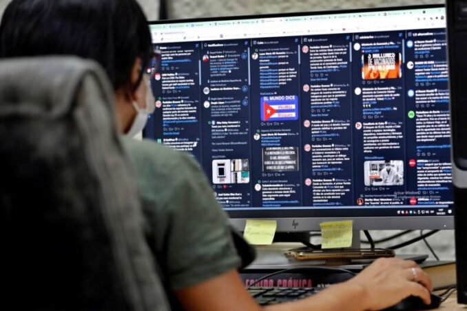 Cuba: Nueva maquinaria de control oficial contra el avance de las redes sociales