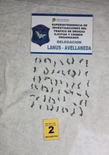 Lanús: 2 sujetos detenidos por comercialización de estupefacientes en Remedios de Escalada