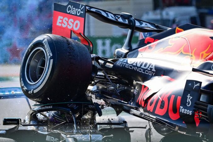 Dramático accidente en la Fórmula 1: Lewis Hamilton salvó su vida de milagro