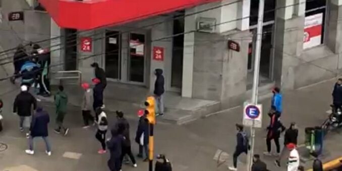 esquina españa y y mitre