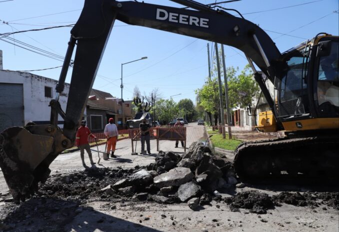 Obras de repavimentación en Lanús Oeste