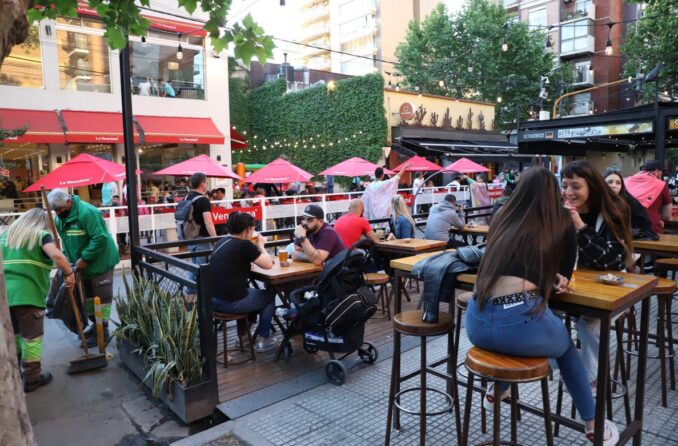 Se conformó el "Distrito Lanusita", el nuevo centro comercial a cielo abierto de Lanús Oeste