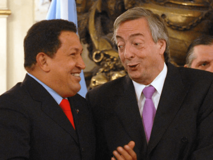 Testimonio del ex jefe de inteligencia de Hugo Chávez: “mandaban dinero a la Argentina para Néstor Kirchner”