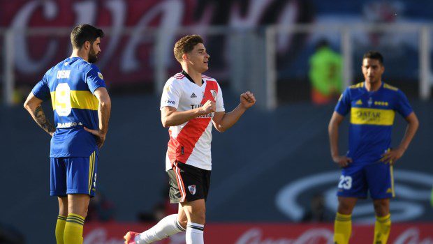 River le ganó a Boca 2 a 1 con los hinchas en el Monumental: es el único puntero de la Liga Profesional