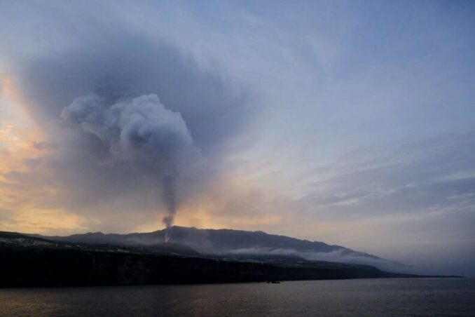 Las cenizas del volcán La Palma que erupcionó en las Islas Canarias llegaron a Cuba