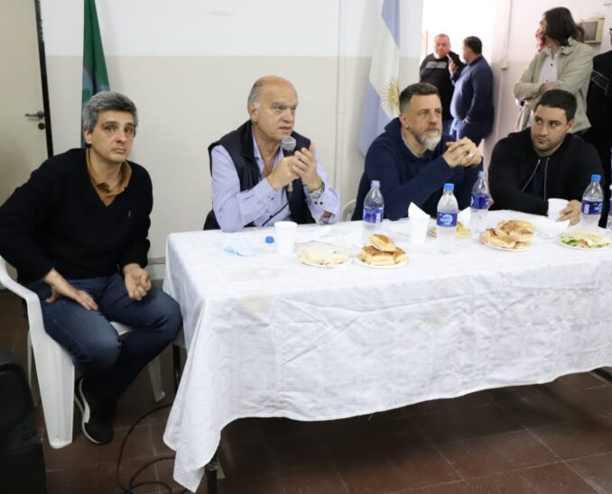 Grindetti se reunió con comerciantes de Monte Chingolo