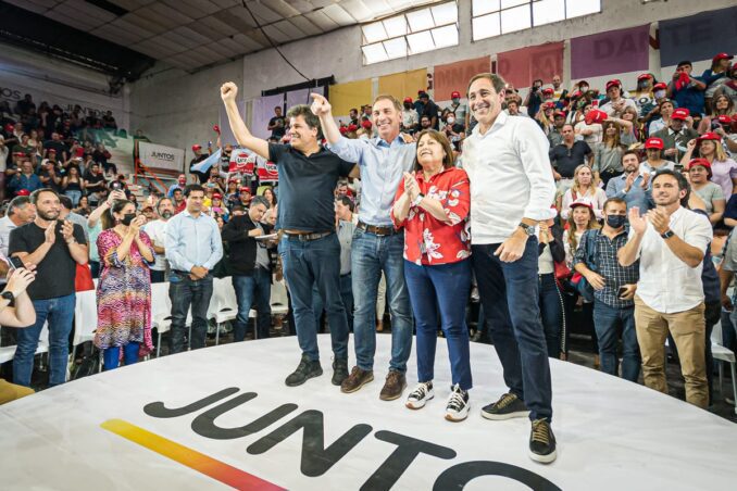 Santilli y Manes en el cierre de campaña en La Plata y recorrida por Mar del Plata “Venimos para cambiar la historia”