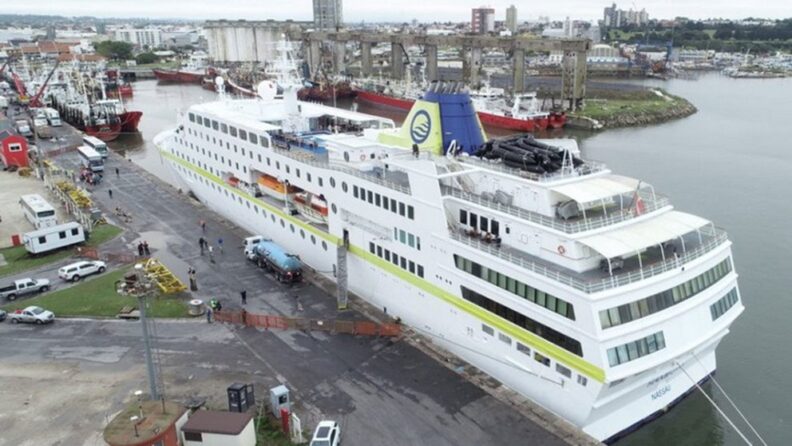 Autoridades de Sanidad confundieron África con Asia al entrar un crucero proveniente de Cabo Verde a la Argentina