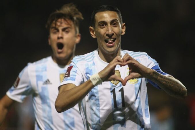 Argentina venció a Uruguay en Montevideo y puso un pie en Qatar 2022