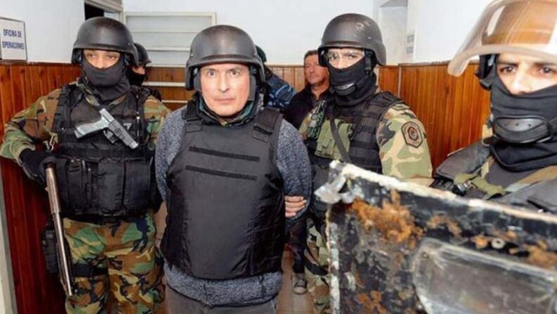 José López fue beneficiado con la libertad condicional: había sido condenado por enriquecimiento ilícito