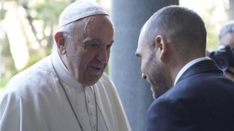 En un nuevo guiño al FMI, el papa Francisco sumó a Guzmán a la Academia Pontificia de Ciencias Sociales