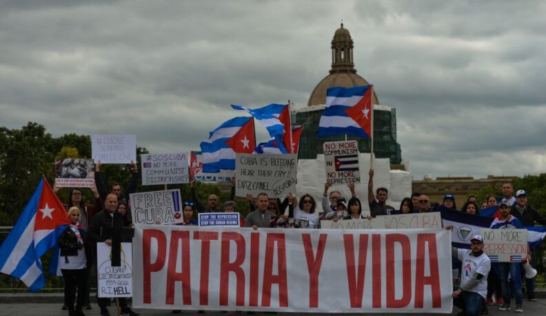 Gran tensión en Cuba: la policía detuvo a varios disidentes y estrecharon la vigilancia en las calles