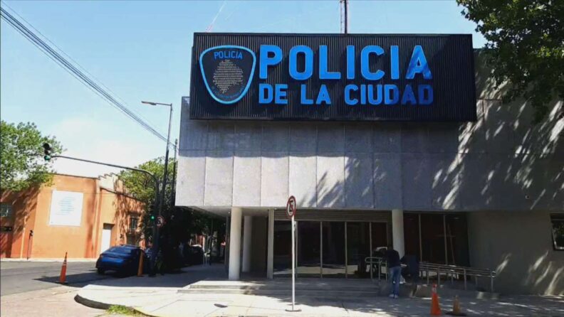 Se entregaron los tres policías acusados del crimen de Lucas González