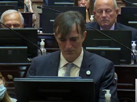 Emotiva despedida de Esteban Bullrich de su banca en el Senado: “No hay hombres imprescindibles, hay actitudes imprescindibles”