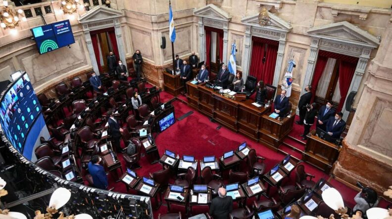 Nuevo Senado: Cristina Kirchner intenta sumar dos senadores de bloques provinciales para tener quórum propio