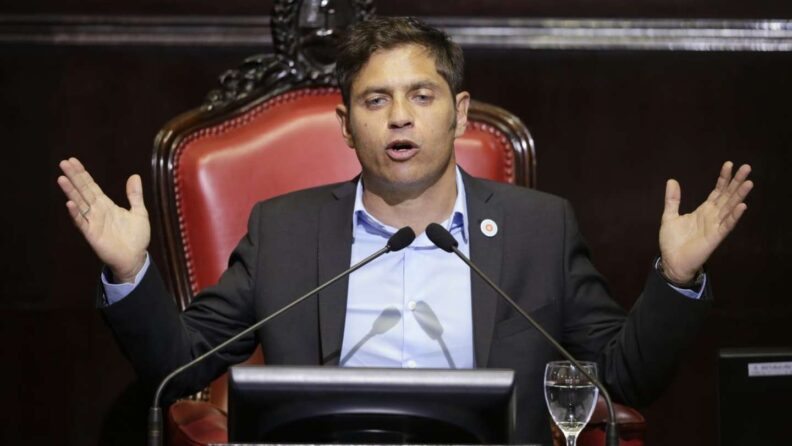 El gobernador de la Provincia de Buenos Aires pidió un minuto de silencio “por la guerra en Europa”