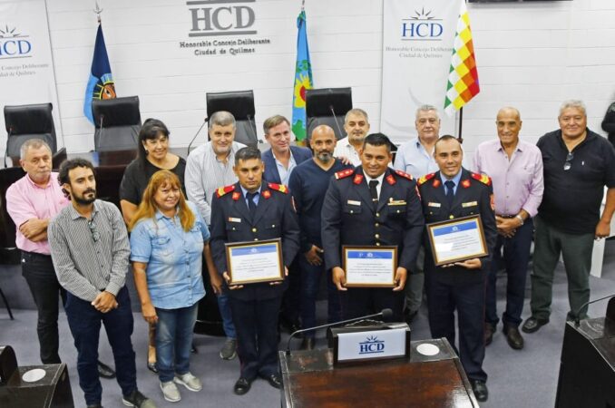 HCD Quilmes: Reconocimiento a los Bomberos Voluntarios de San Francisco Solano