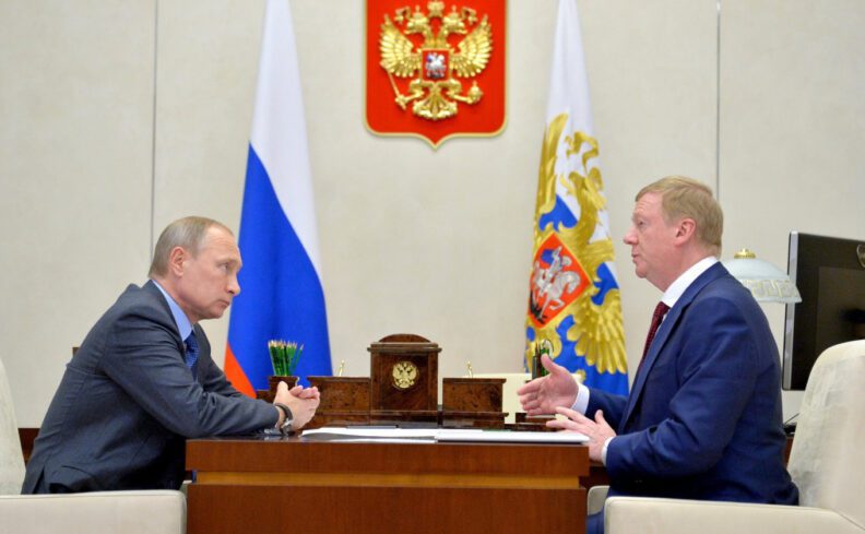 Un importante asesor  de Vladimir Putin renunció y abandonó Rusia en disconformidad con la guerra en Ucrania