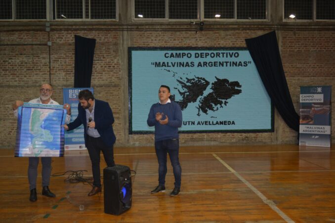 Memoria y Homenaje: el Campo de Deportes de la UTN Avellaneda fue nombrado oficialmente “Malvinas Argentinas”