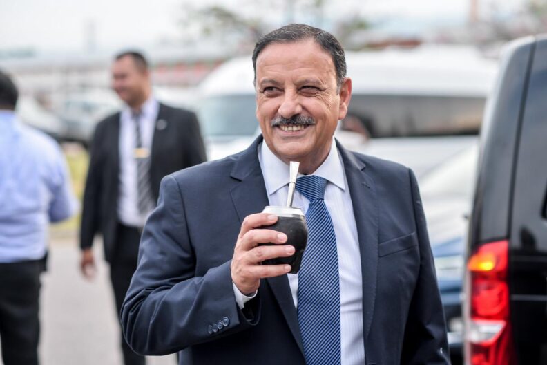 Gobernador peronista propone bloquear los medios LN+ y TN: "Dan información podrida. mentirosa, falaz e interesada”