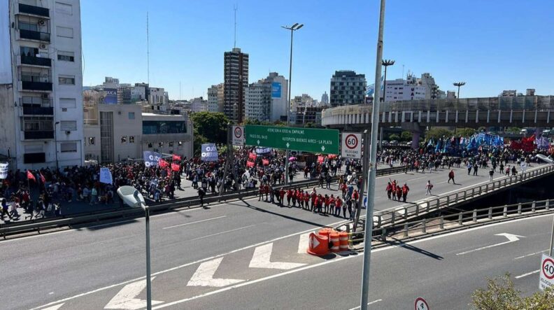 2022 podría marcar un récord histórico de protestas: hubo más de 2.500 piquetes en 4 meses