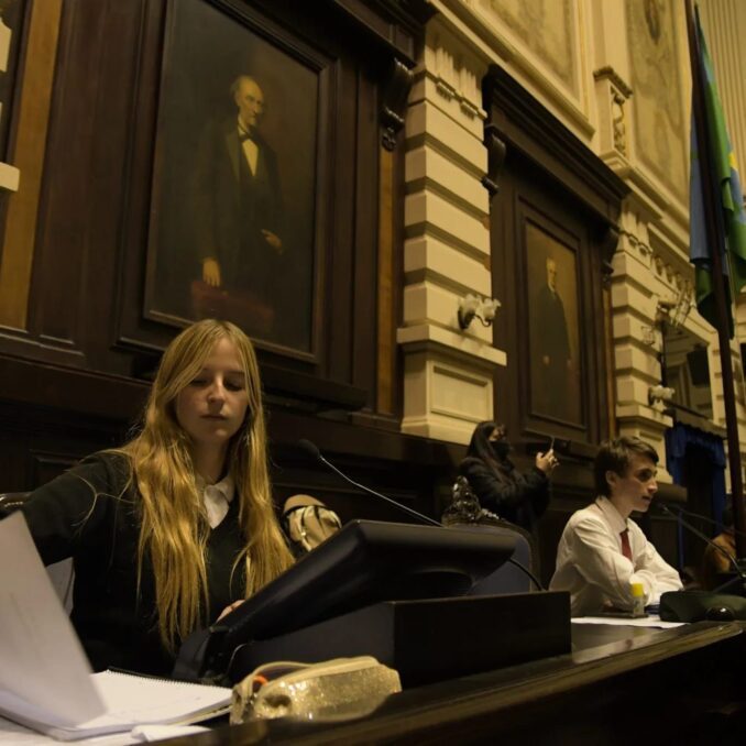 El Parlamento Joven de Lanús llegó a la Honorable Cámara de Diputados bonaerense