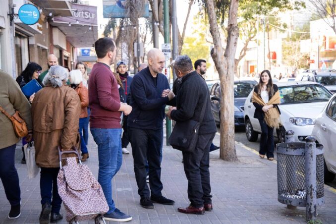 Berazategui: Rodríguez Larreta se reunió con empresarios, vecinos y comerciantes