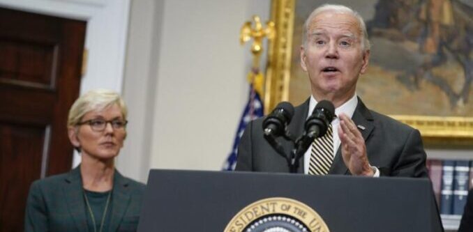 Biden-barriles