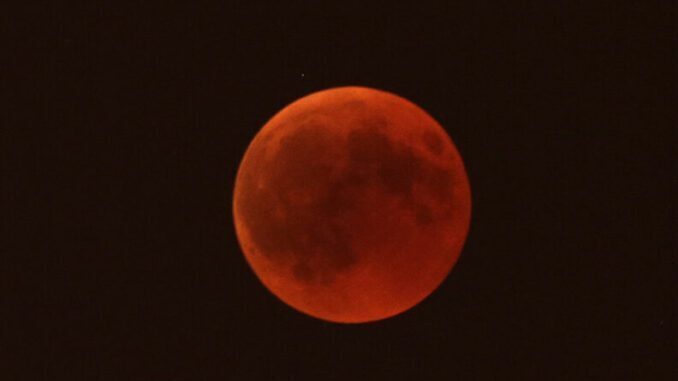 France Lunar Eclipse