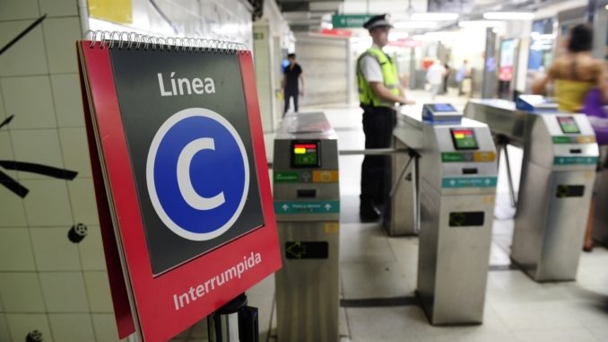 Paro de subte línea C Foto Juano Tesone
