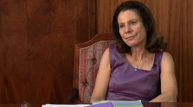ines-weinberg-de-roca-750x375