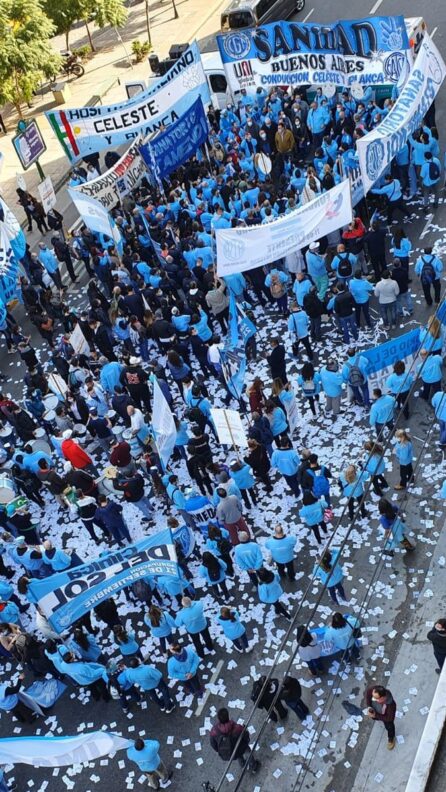 Trabajadores de la Sanidad volvieron a marchar por urgente recomposición salarial