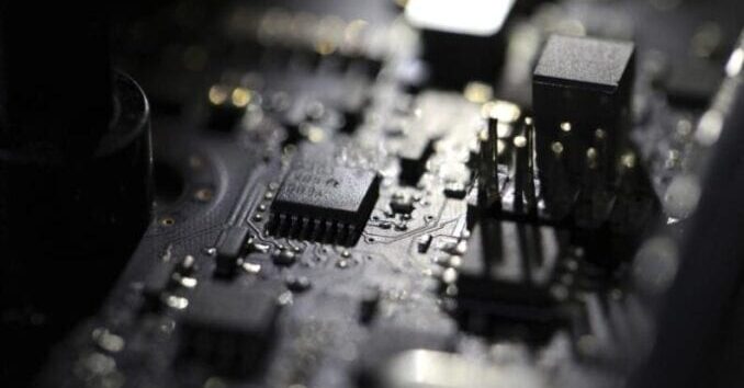 Reportan ciberataque contra cientos de empresas en EEUU