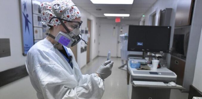 Florida: El aumento de COVID-19 golpea a los hopitales, hay pocas camas