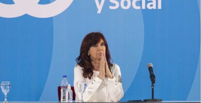 "Republicanos de morondanga" : Cristina Kirchner acuso a opositores de buscar la impunidad de Macri