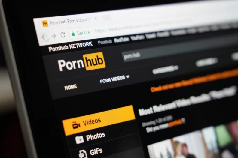 Cuáles son las principales búsquedas que hacen en Argentina en el sitio de pornografía más importante del mundo