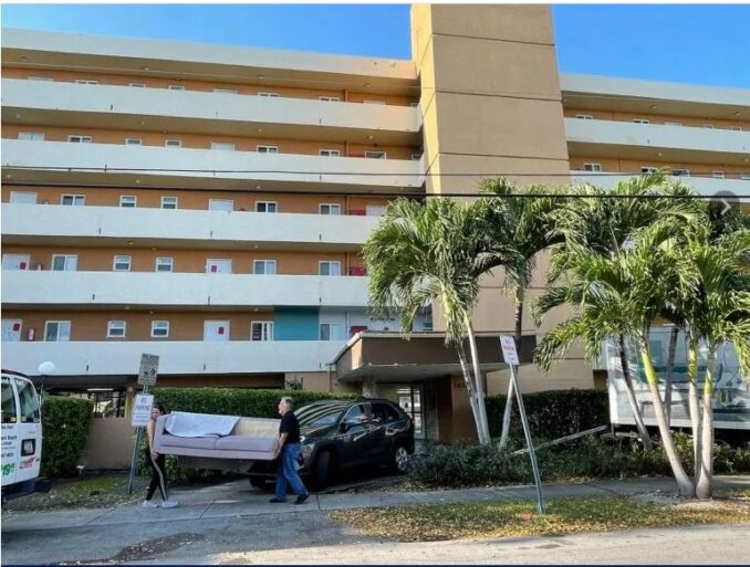North Miami Beach: Evacúan edificio por defectos estructurales